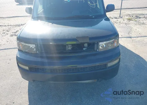 2005 Scion Xb Xb z USA, uszkodzony, nr VIN JTLKT334450177310